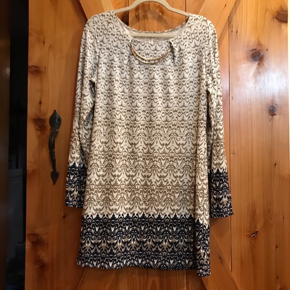 Great PerSeption shift dress